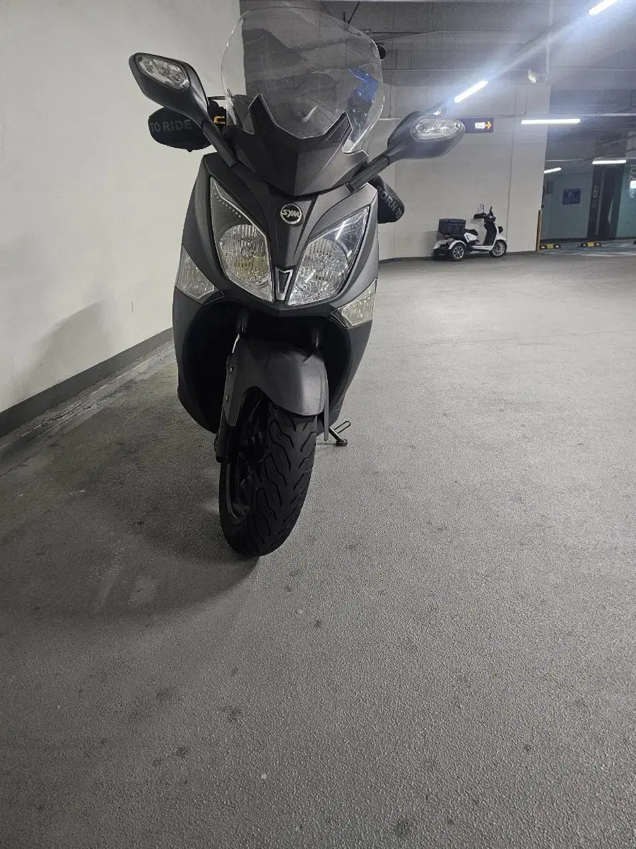 (급매) 부산 18년식 조이맥스125cc 팝니다